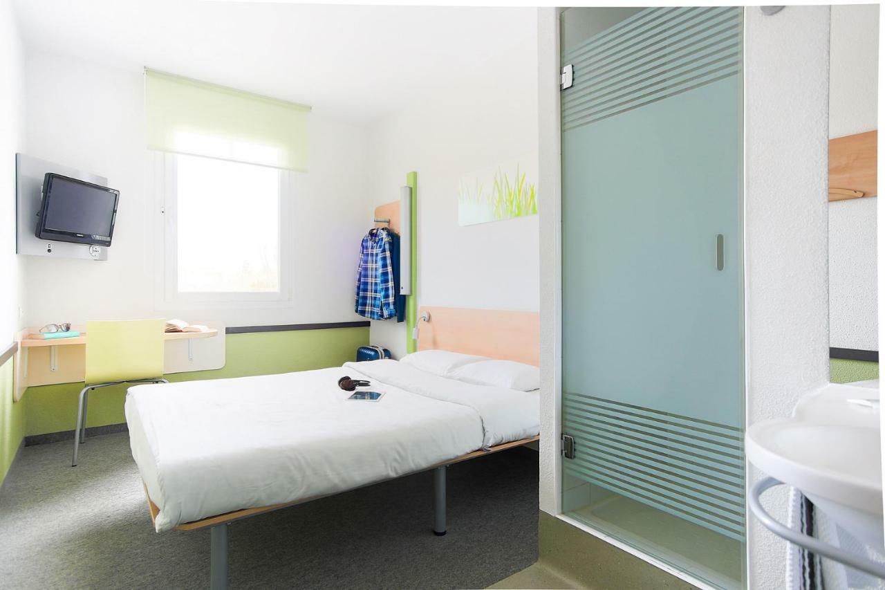 Ibis Budget *